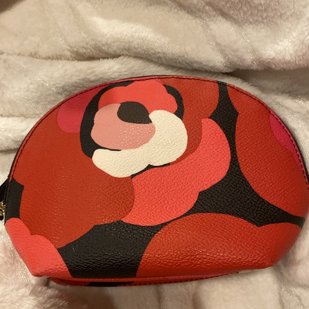Kate Spade pouch - Picture 2 of 4